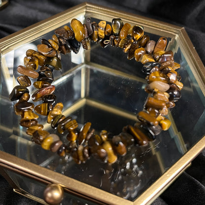 Golden Sentinel – Tiger’s Eye Memory Wire Bracelet of Strength & Confidence